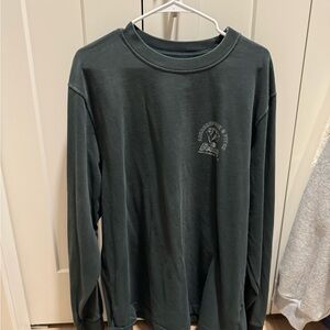 Abercrombie & Fitch men’s Long Sleeve Dog Graphic Tee